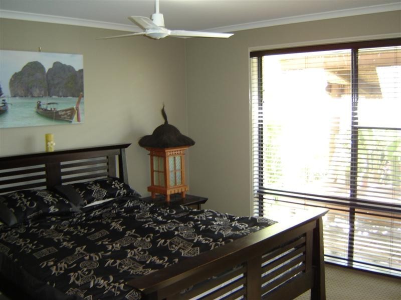 Edens Landing QLD 4207