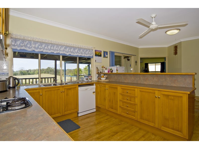 61 Pepperina Drive, Stockleigh QLD 4280