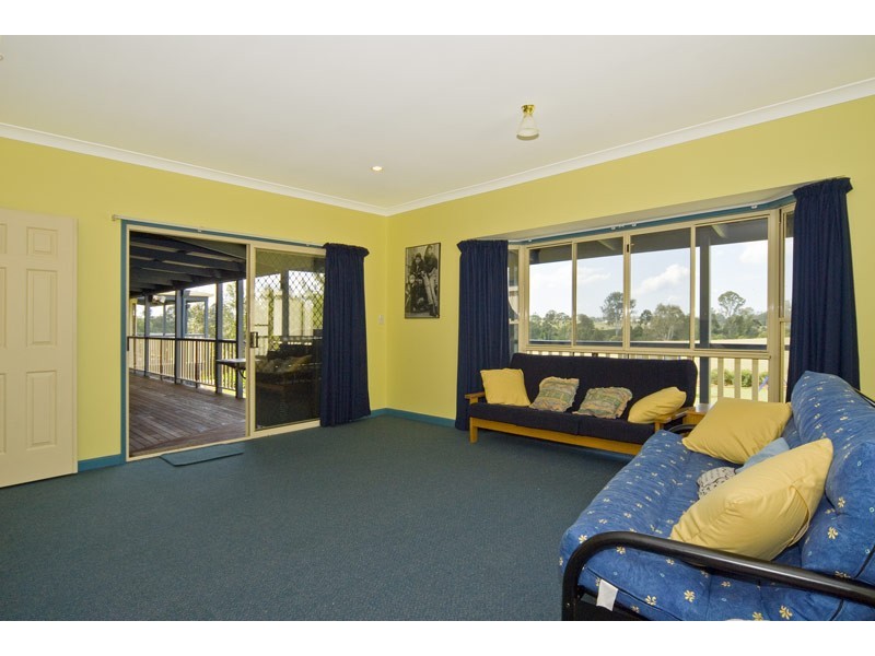 61 Pepperina Drive, Stockleigh QLD 4280
