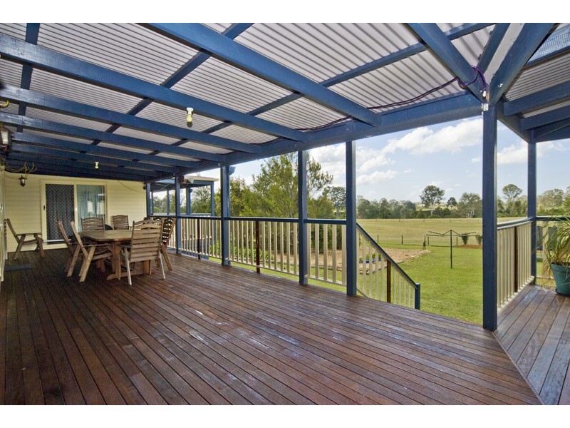 61 Pepperina Drive, Stockleigh QLD 4280