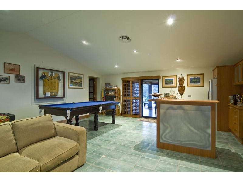 8 Dalgleish Road, Ormeau QLD 4208