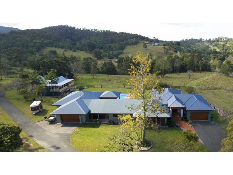 8 Dalgleish Road, Ormeau QLD 4208