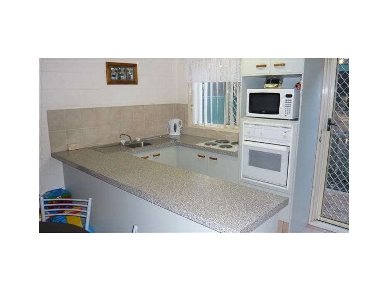 2/18 Cotswold Street, Mount Warren Park QLD 4207