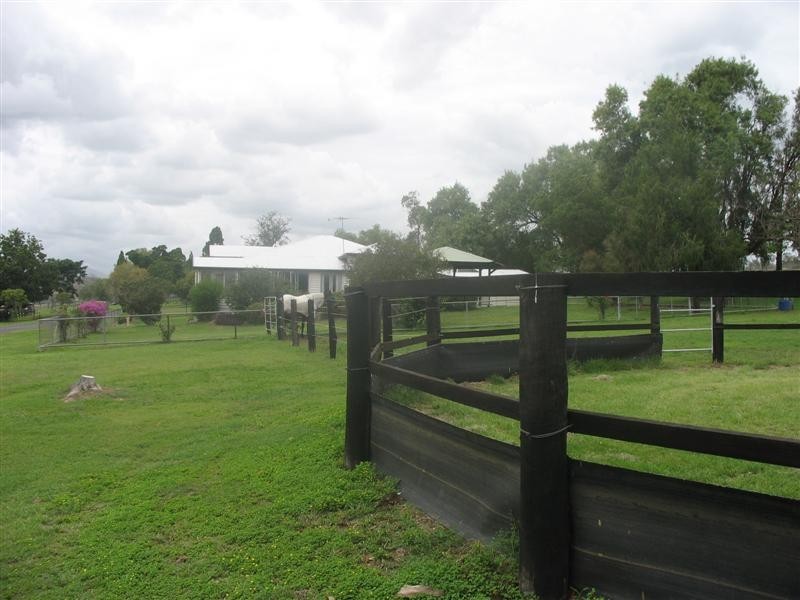 Oaky Creek QLD 4285