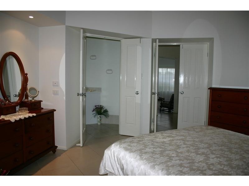 Kooralbyn QLD 4285