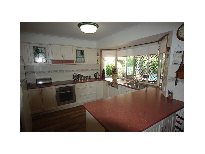 5 Prenzlau Crest, Windaroo QLD 4207