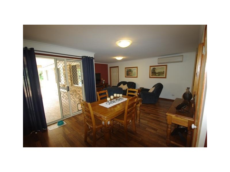 5 Prenzlau Crest, Windaroo QLD 4207