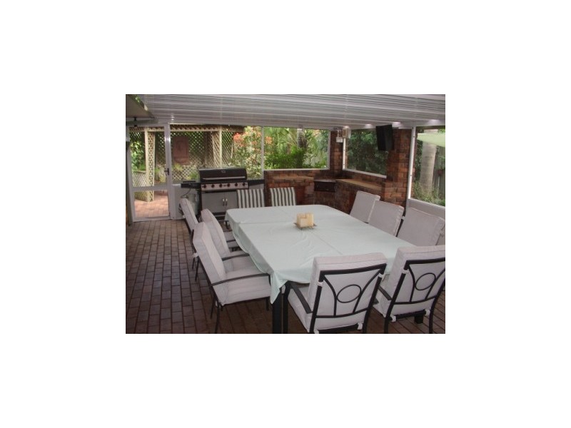 43 Carl Heck Blvd, Windaroo QLD 4207