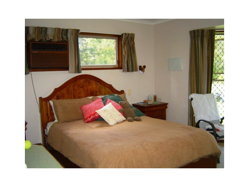 Logan Village QLD 4207