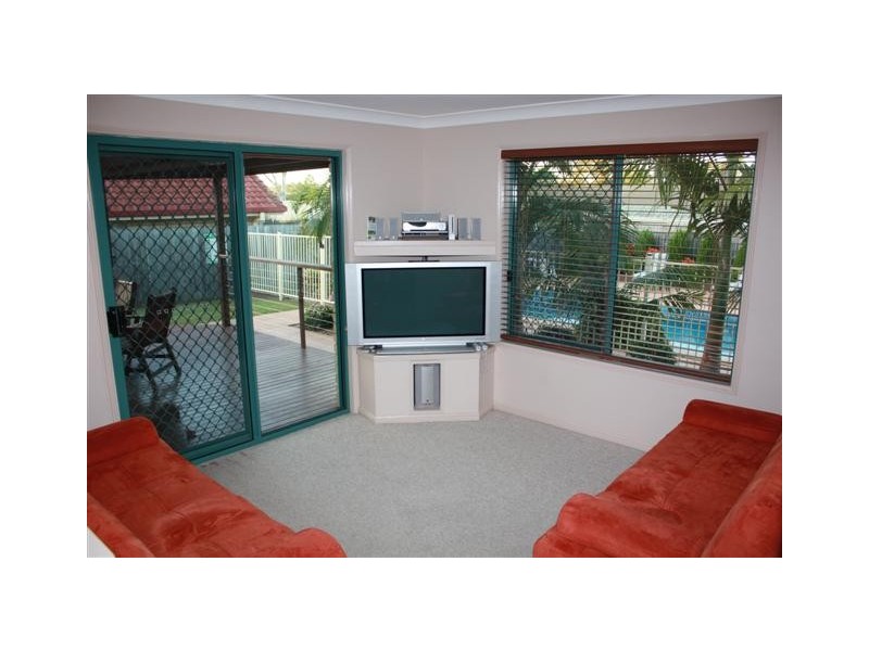 19 Kinross Lane, Bethania QLD 4205