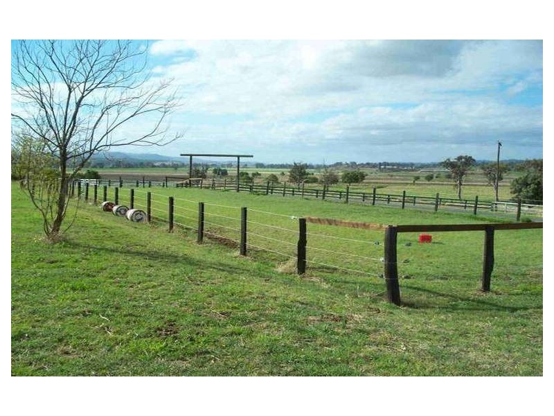 Oaky Creek QLD 4285