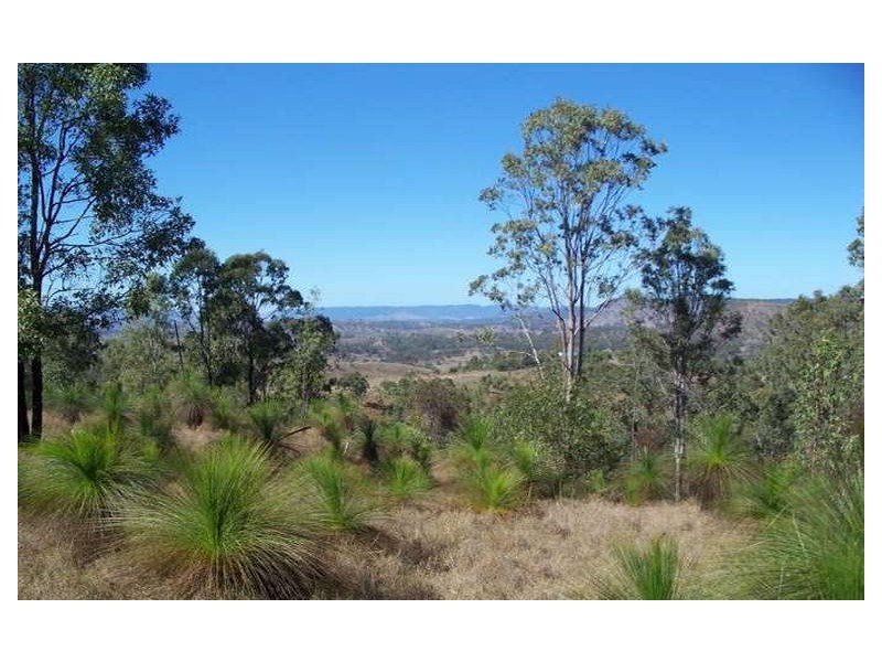 89 MERTON CL, Kooralbyn QLD 4285