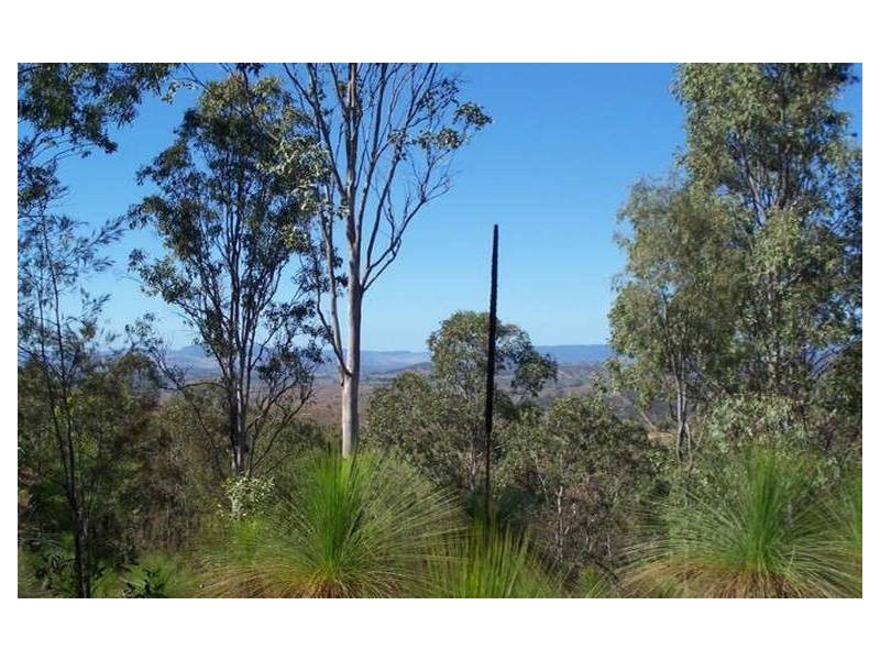 89 MERTON CL, Kooralbyn QLD 4285