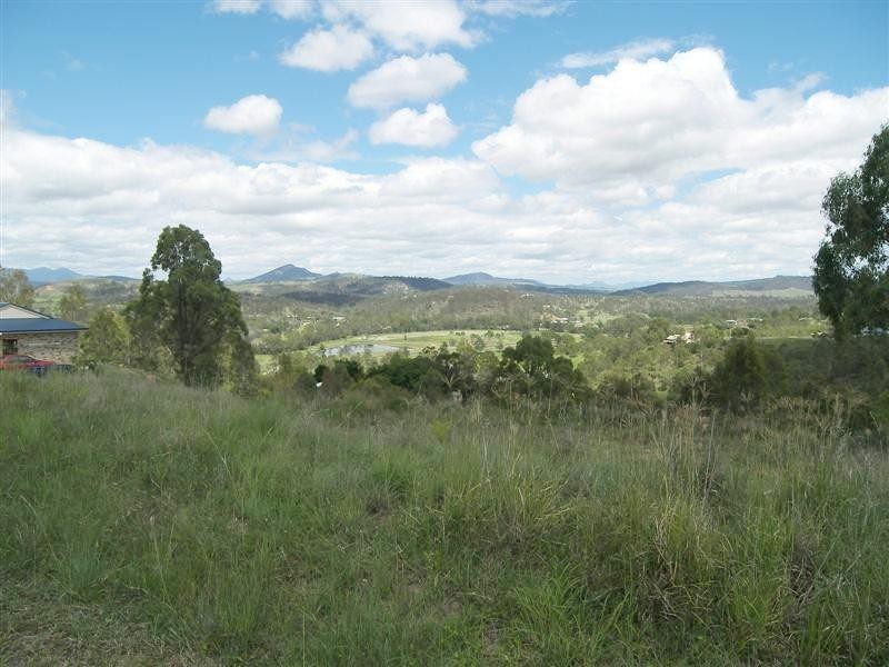 61 FRANCIS CL, Kooralbyn QLD 4285