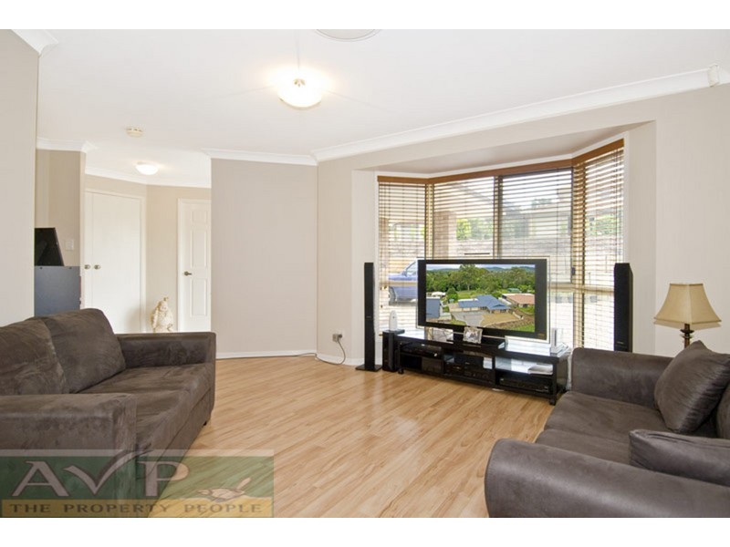 44  YVONNE CRESCENT, Mount Warren Park QLD 4207