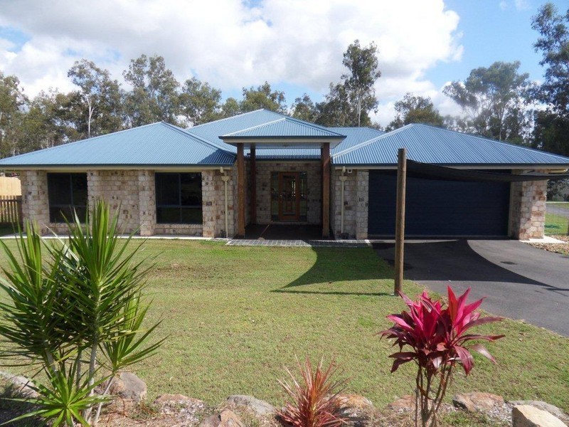 64 Racecourse Place, Tamborine QLD 4270