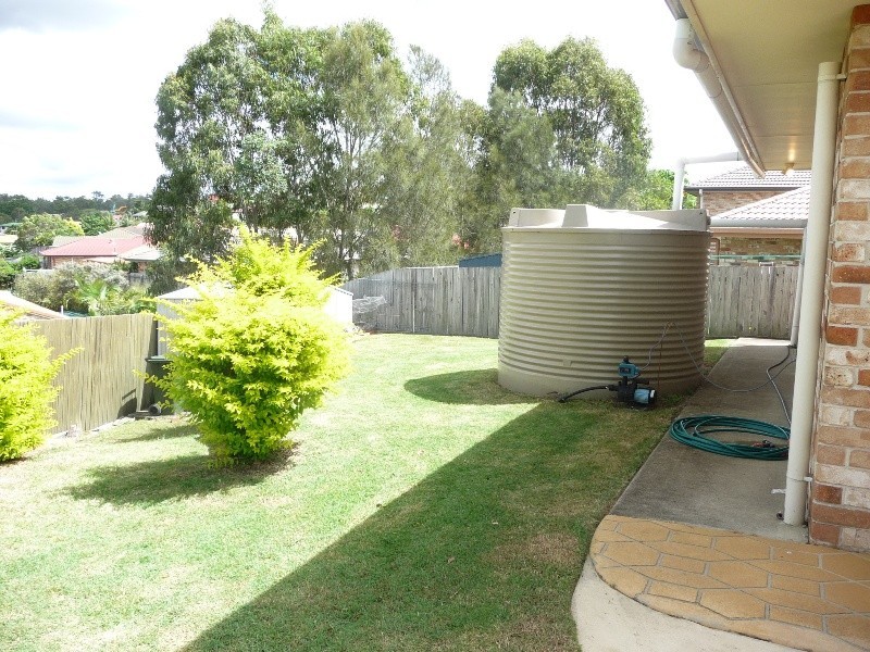 Edens Landing QLD 4207
