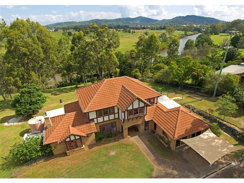 Mount Warren Park QLD 4207