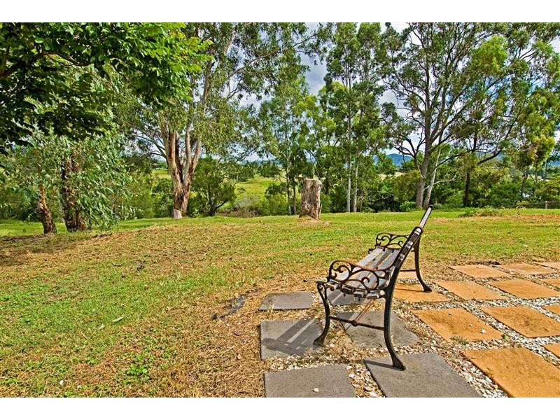 Mount Warren Park QLD 4207