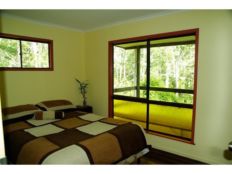 Lamington QLD 4285
