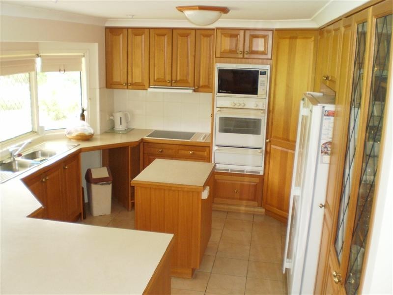7 Leah Drive, Belivah QLD 4207
