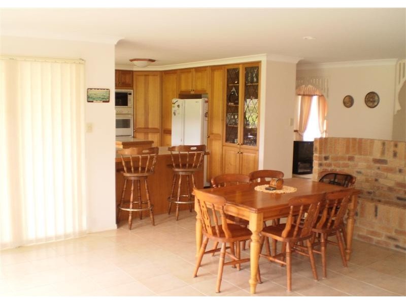 7 Leah Drive, Belivah QLD 4207