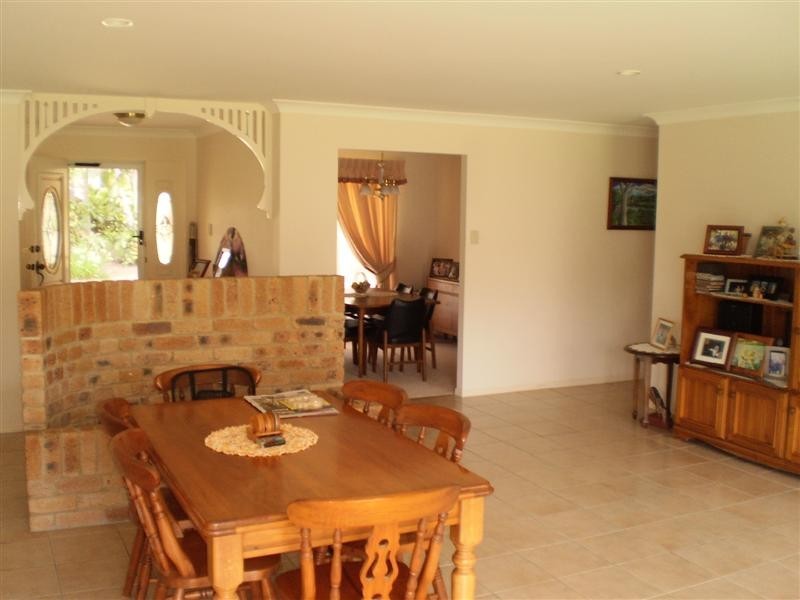 7 Leah Drive, Belivah QLD 4207