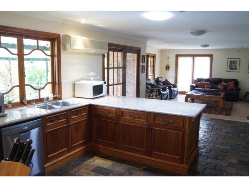 10 Rocklily Court, Shailer Park QLD 4128