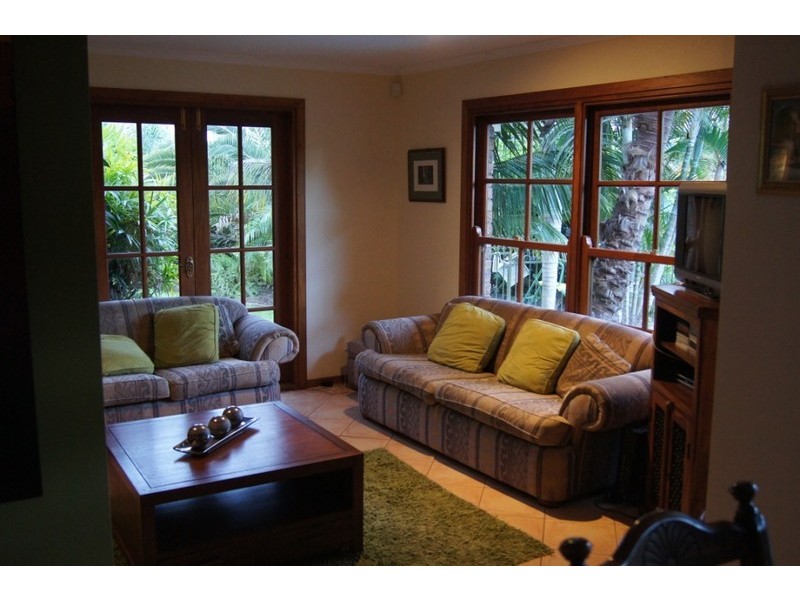 10 Rocklily Court, Shailer Park QLD 4128