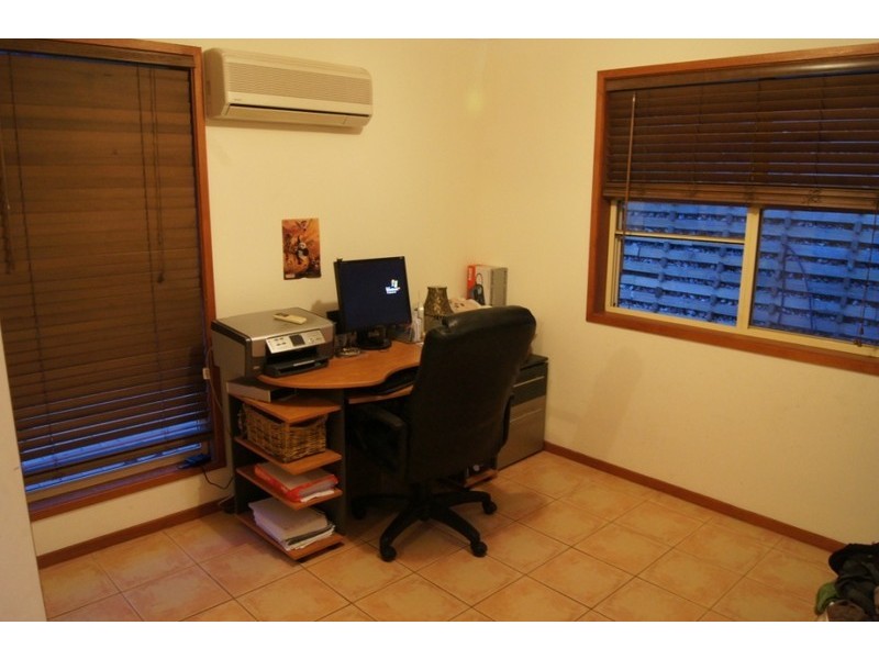 10 Rocklily Court, Shailer Park QLD 4128