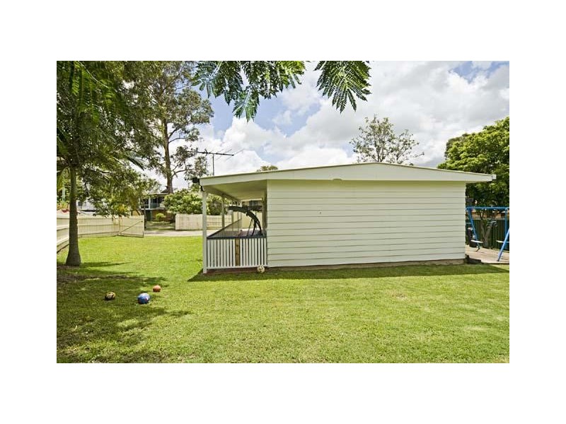 14 Walcha Rd, Beenleigh QLD 4207