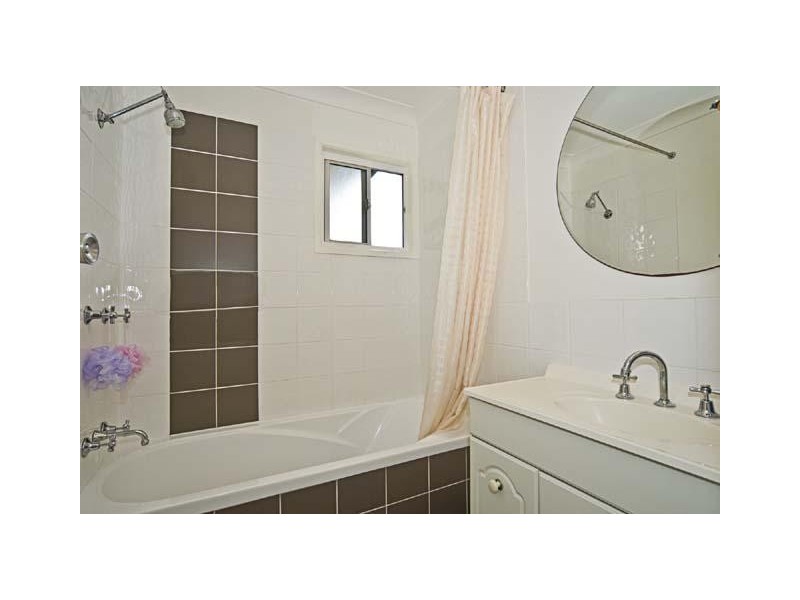 14 Walcha Rd, Beenleigh QLD 4207