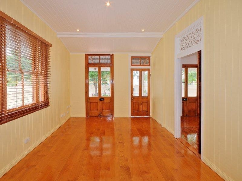 77 Gray Road, West End QLD 4101