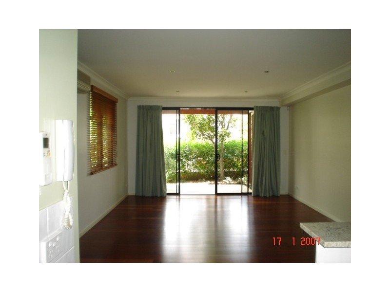 10/16 Park St, Hawthorne QLD 4171