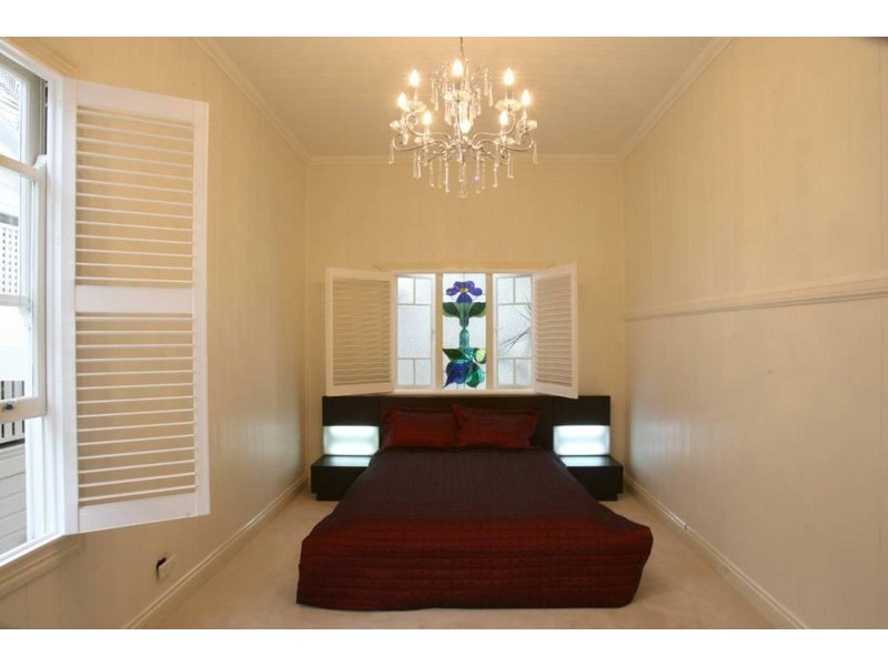 East Brisbane QLD 4169