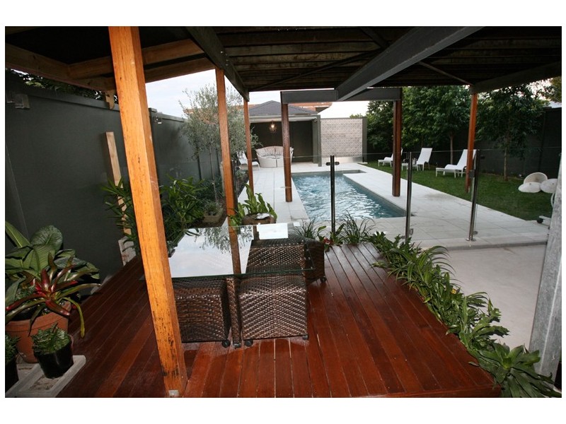 East Brisbane QLD 4169