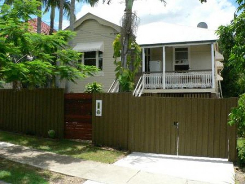 Woolloongabba QLD 4102
