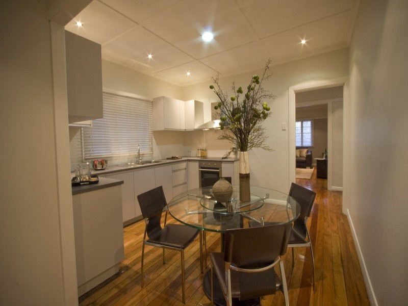 10 Houthem Street, Camp Hill QLD 4152