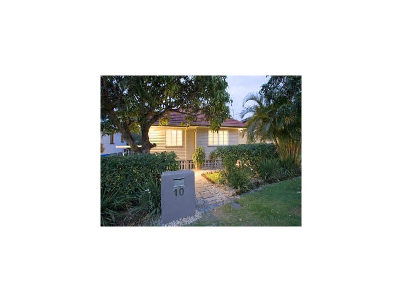 10 Houthem Street, Camp Hill QLD 4152