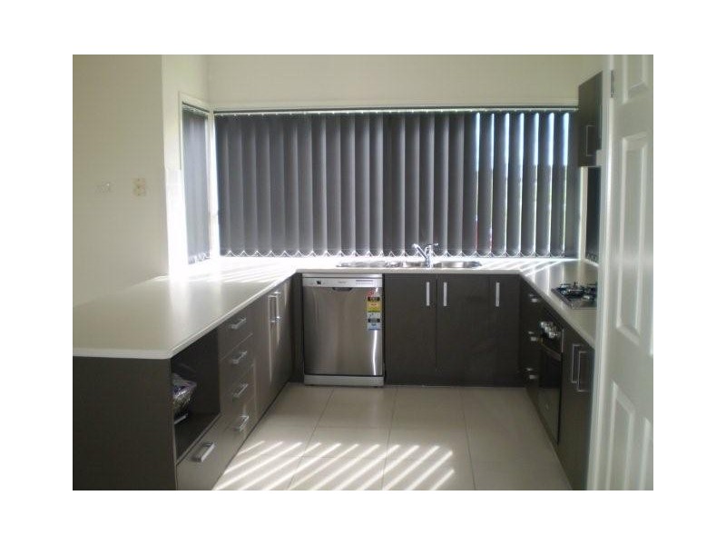 North Lakes QLD 4509