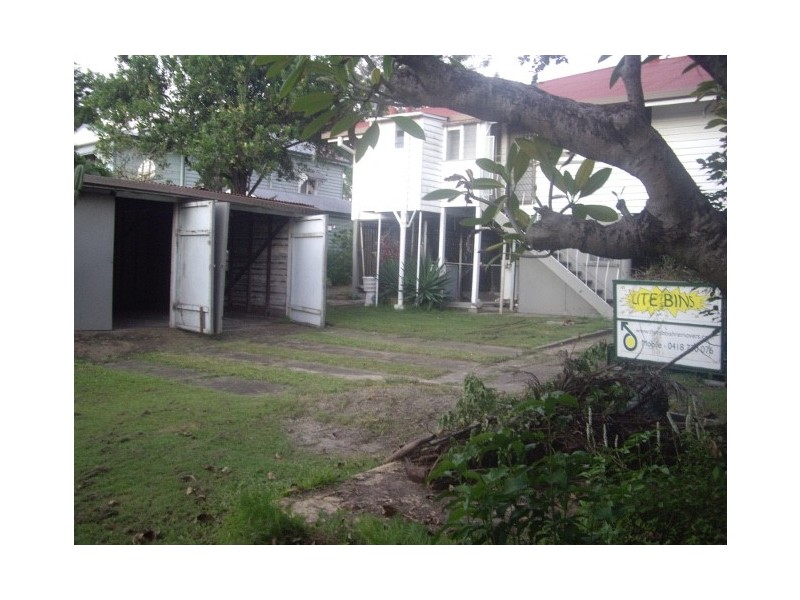 13  Archibald Street, Fairfield QLD 4103