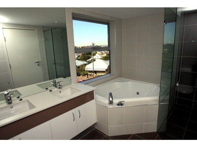 Highgate Hill QLD 4101