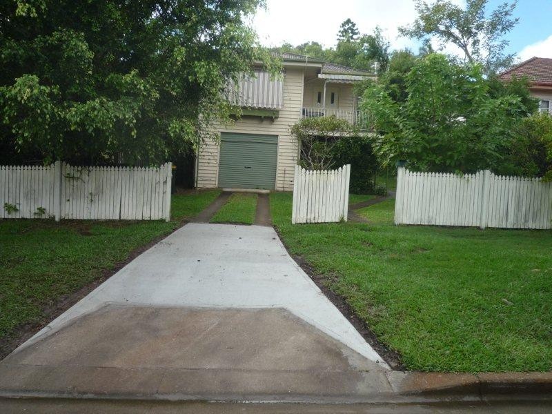 11 Wright, Bulimba QLD 4171