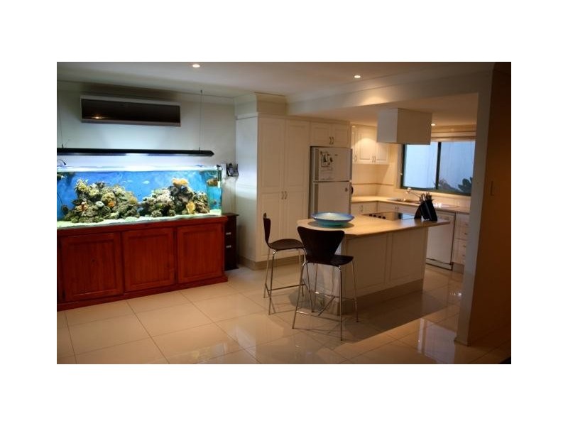 2 Miles, Hawthorne QLD 4171