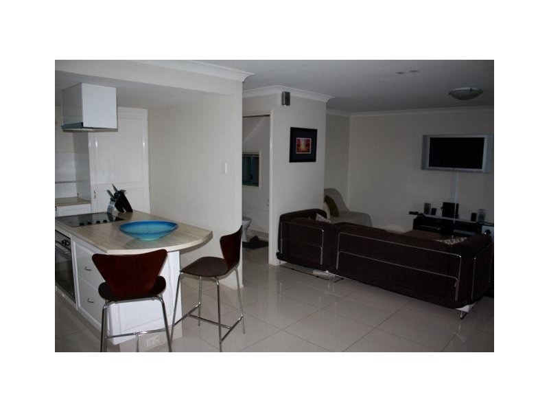 2 Miles, Hawthorne QLD 4171