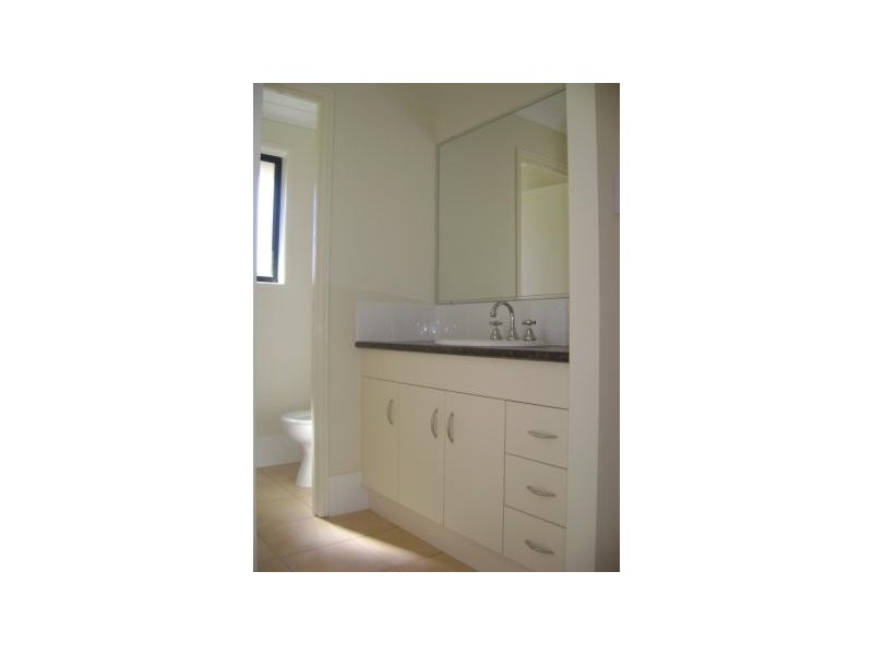 8 Bishop Court, Lawnton QLD 4501