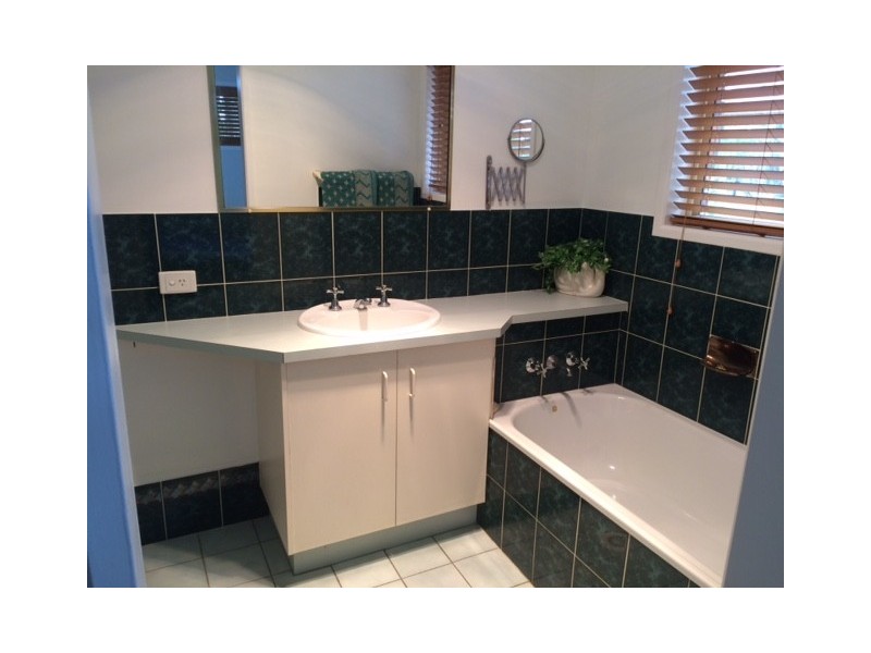 704 McKinnon Drive, Cooroibah QLD 4565