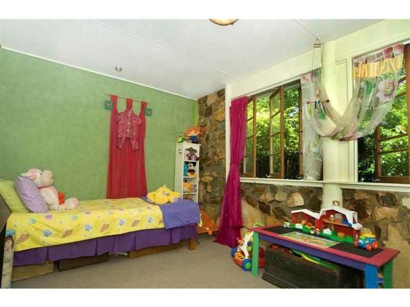 242 Uhlmanns Road, Federal QLD 4568