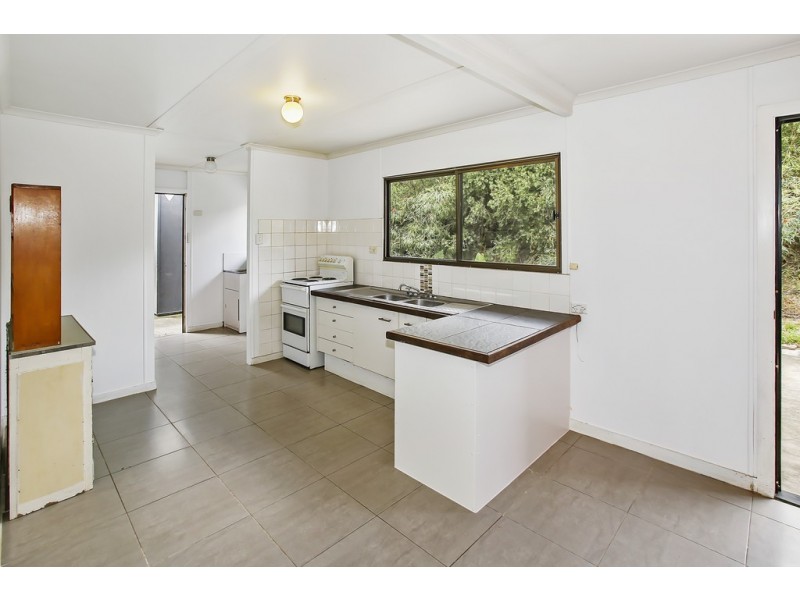 13 Kellehers Road, Pomona QLD 4568