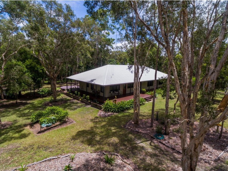 8 Campbells Road, Cootharaba QLD 4565